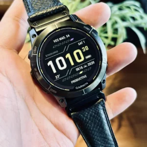 hga160-garmin-badalassi-carlo-black-full-watch-front Full front view of a black leather strap installed on a Garmin watch