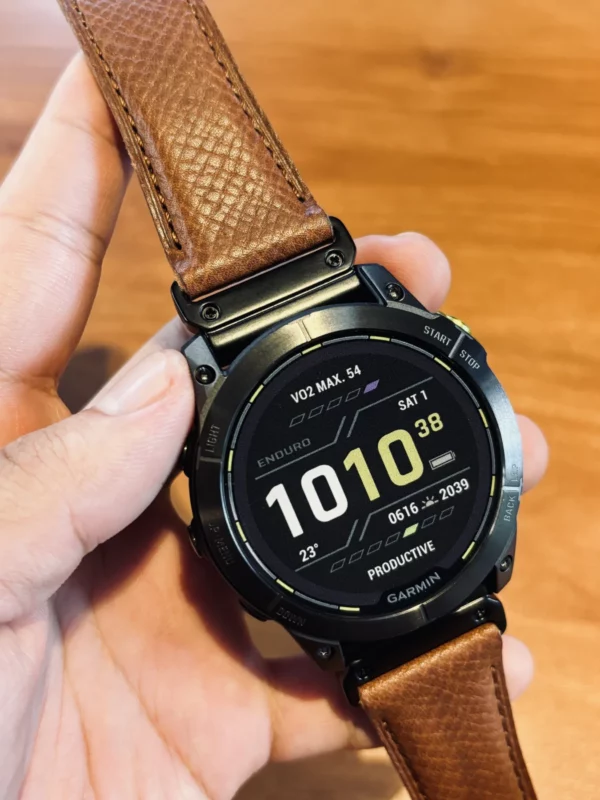 hga160-garmin-badalassi-carlo-cognac-brown-watch-front-close Close front view of the Cognac Brown leather Garmin strap and watch